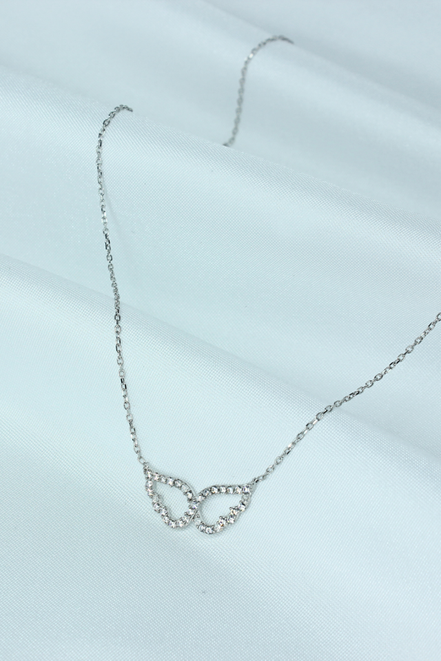 Melek Kanadı Model Taşlı Gümüş Kolye