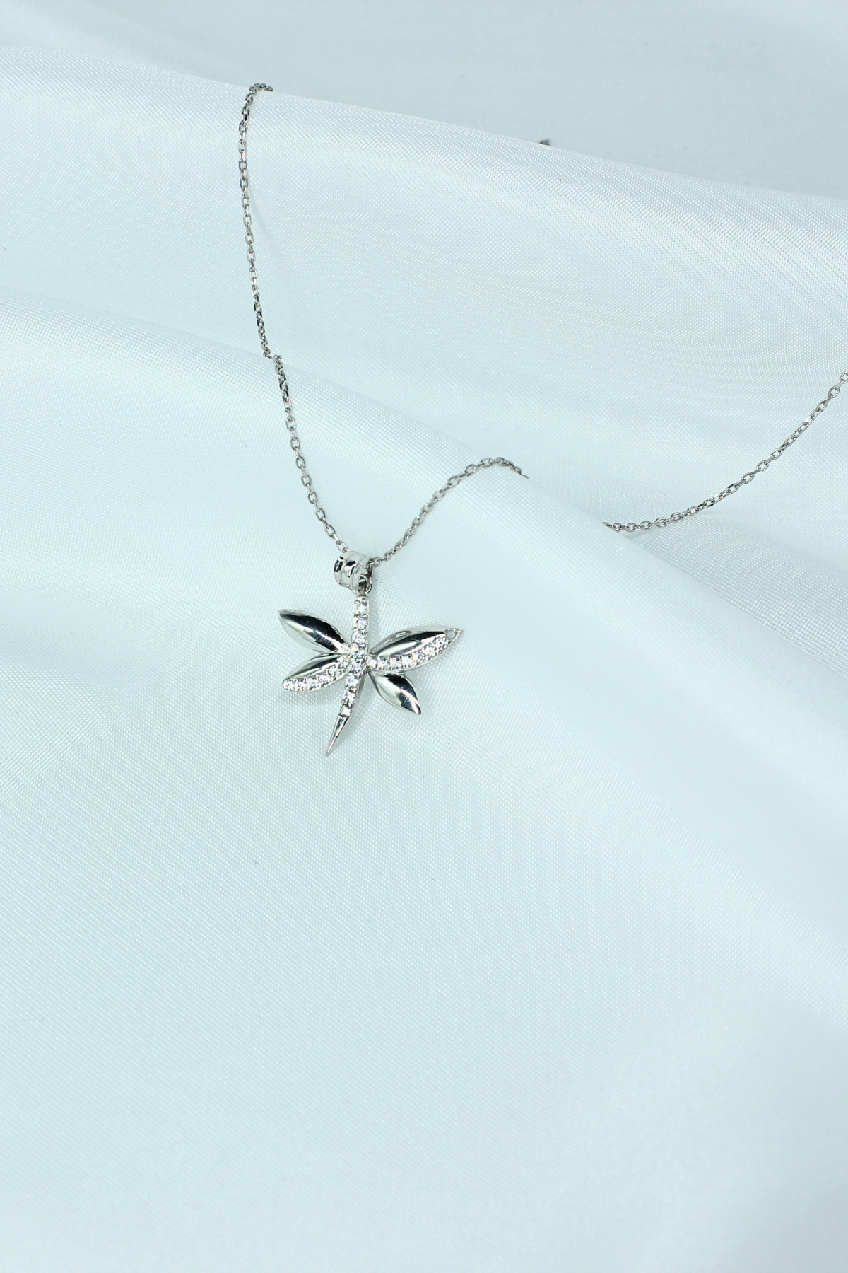 Yusufçuk (Kelebek) Model Taşlı Gümüş Kolye