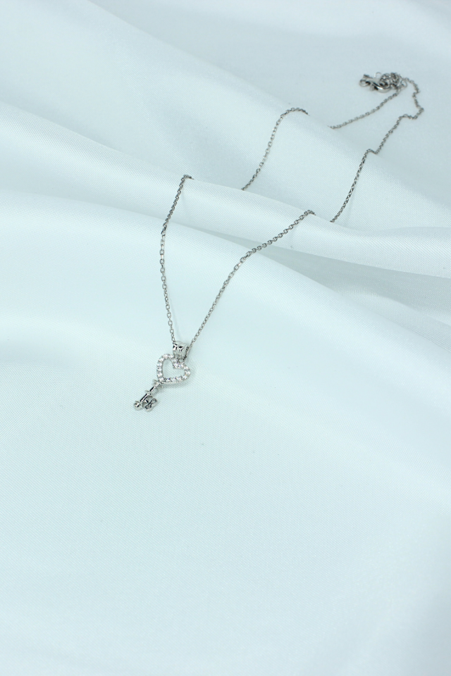 Kalp Anahtar Model Gümüş Kolye – 925 Ayar, Beyaz Rodaj Kaplama