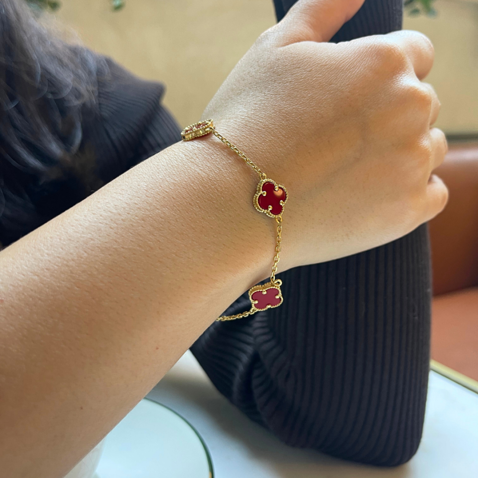 Kırmızı Yonca Model Gümüş Altın Kaplama Bileklik