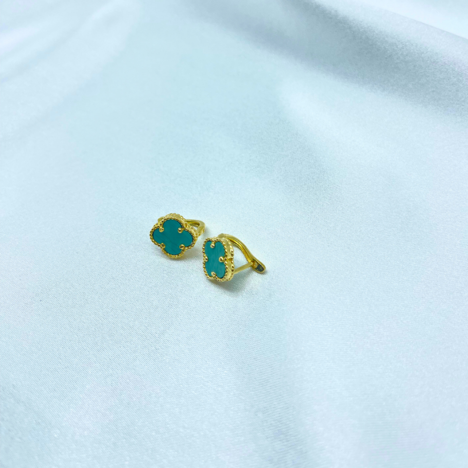 Yonca Model Turkuaz Taşlı Küpe – 925 Ayar Gümüş, 14K Altın Kaplama