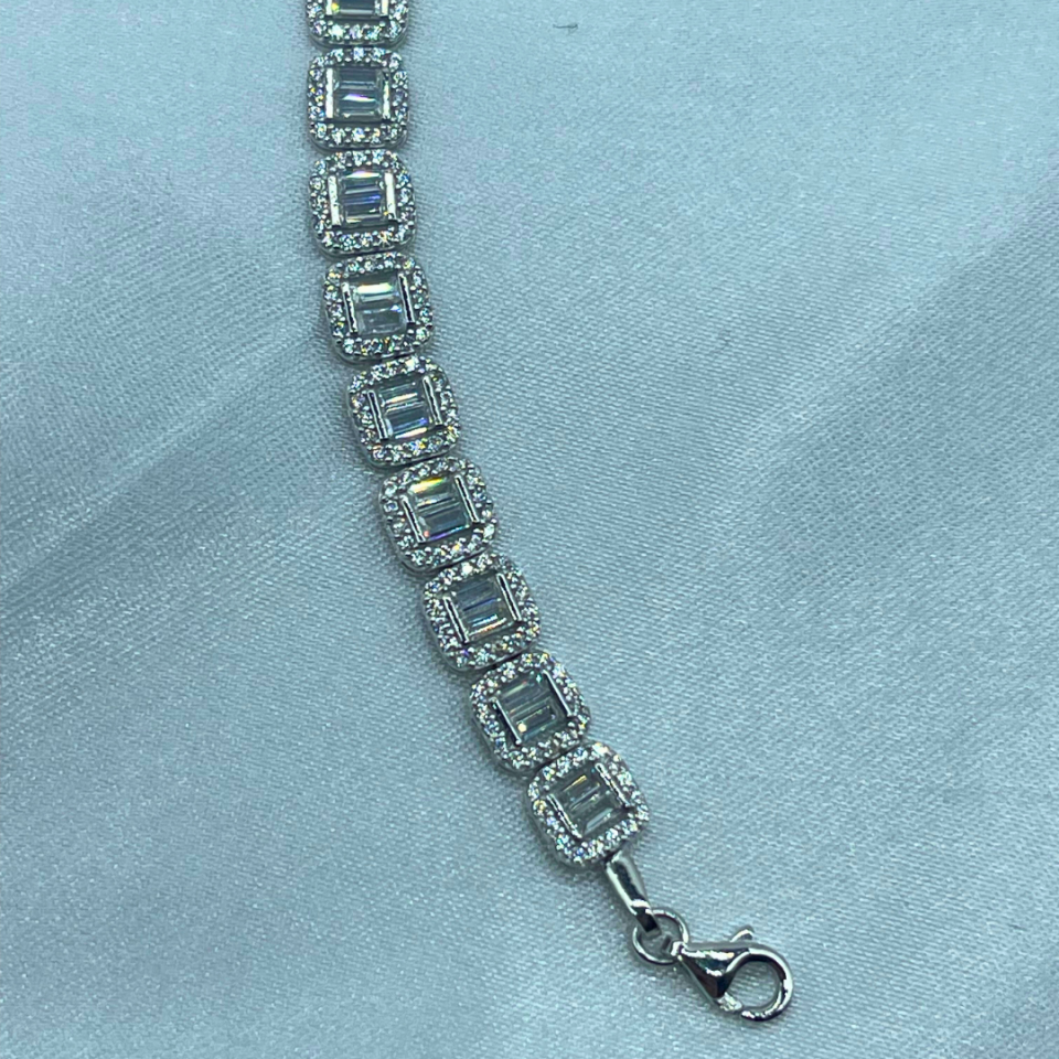 Baget Model Zirkon Taşlı Bileklik – 925 Ayar Gümüş, Rodaj Kaplama