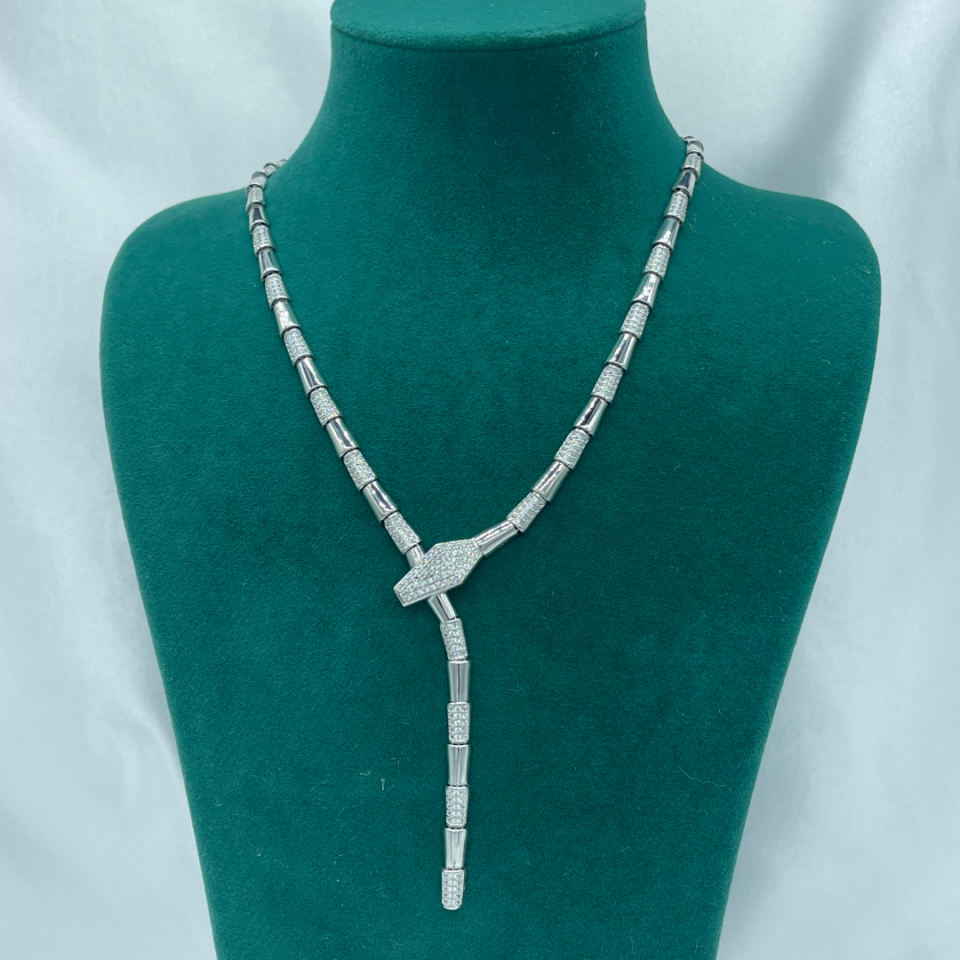 Taşlı Yılan Model 925 Ayar Gümüş Kolye