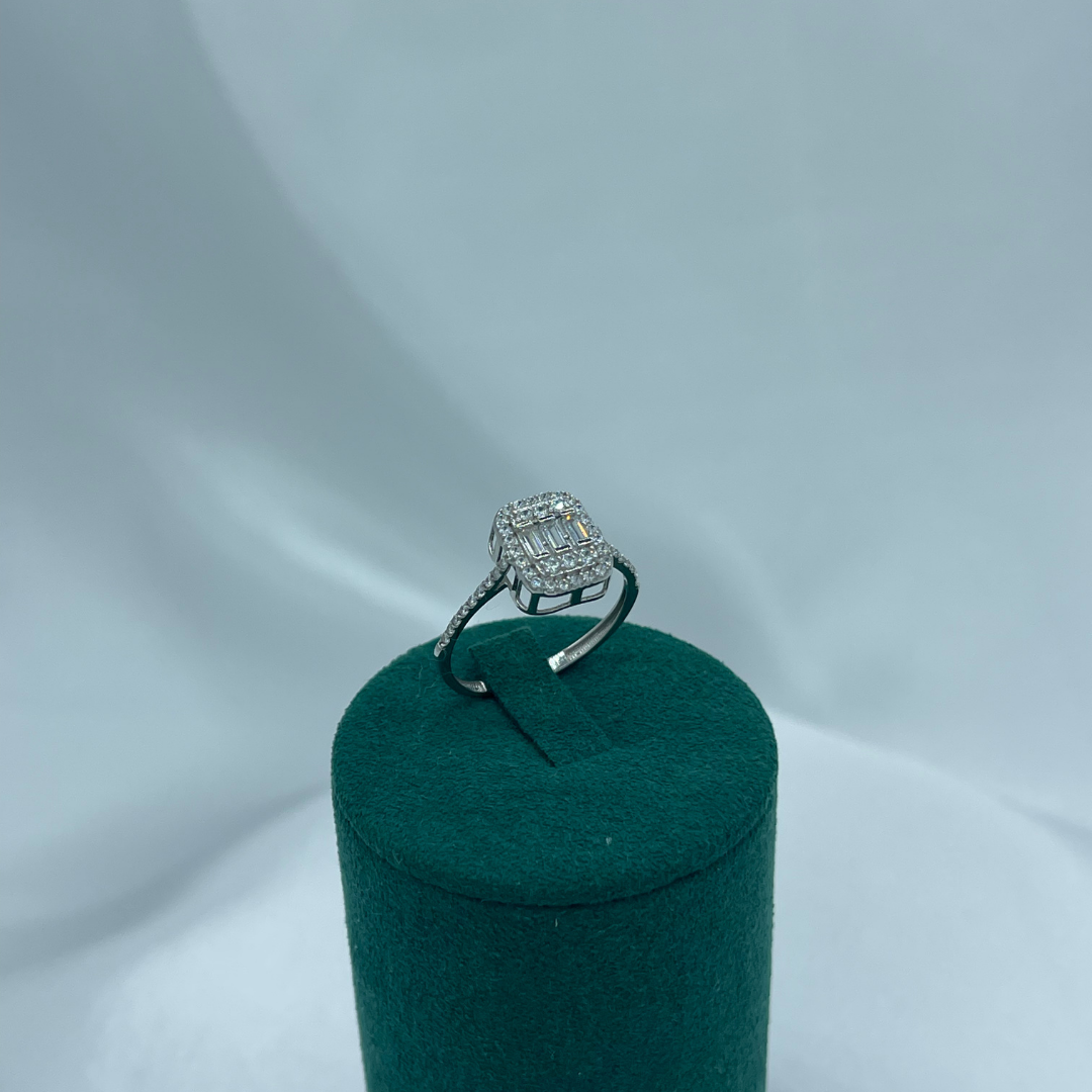 Dikdörtgen Baget Taşlı 925 Ayar Gümüş Yüzük