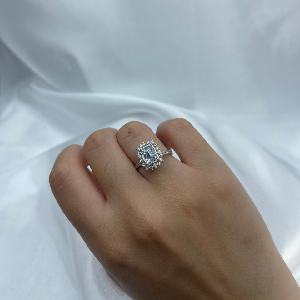 Baget Halo Model 925 Ayar Gümüş Yüzük