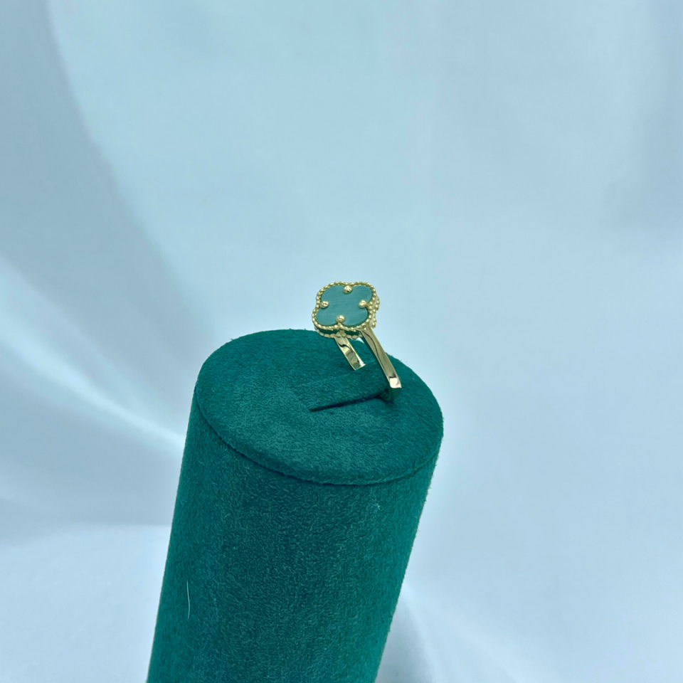 Yonca Model Mint Taşlı 925 Ayar Gümüş Yüzük – Altın Kaplama