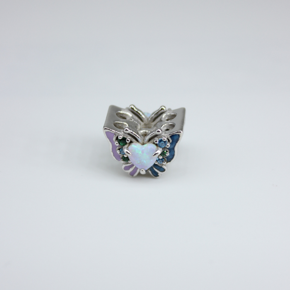 Kelebek & Opal Kalp Model 925 Ayar Gümüş Charm – Mine ve Taş Detaylı