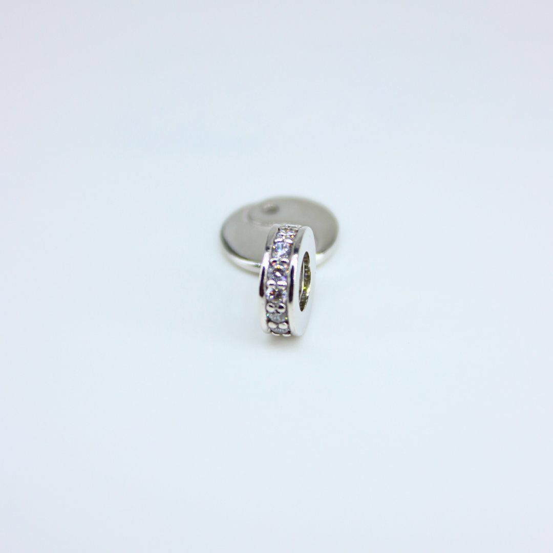 Tamtur Sıra Taşlı 925 Ayar Gümüş Charm – Elegant Collection