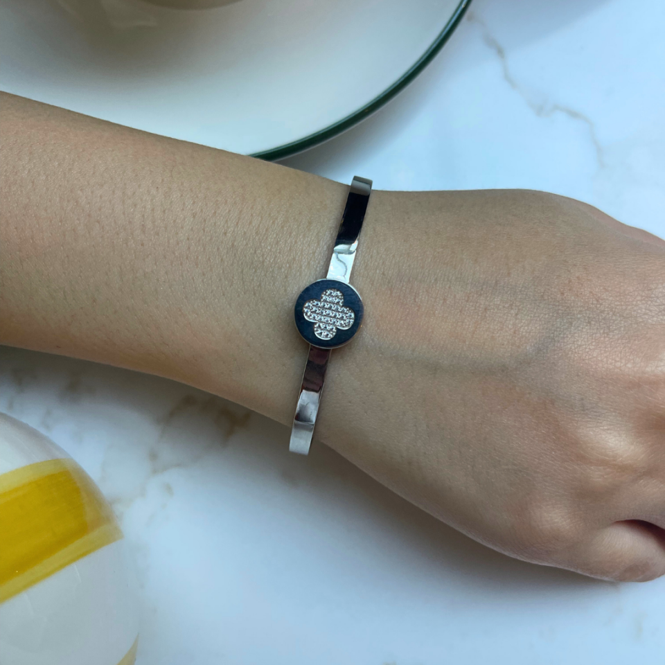 Yonca Model 925 Ayar Gümüş Bileklik – Lucky Shine Collection | Amora Perla Jewellery