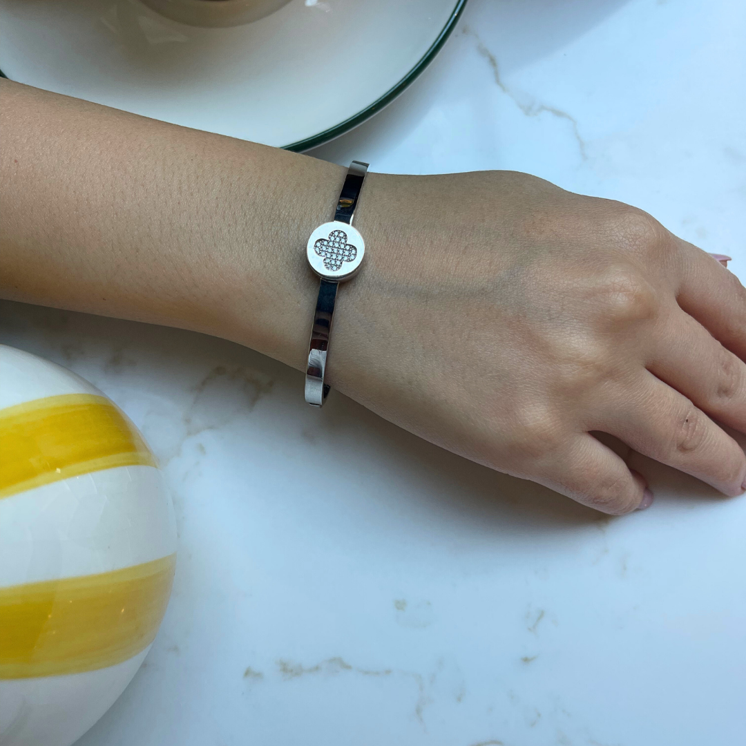 Yonca Model 925 Ayar Gümüş Bileklik – Lucky Shine Collection | Amora Perla Jewellery