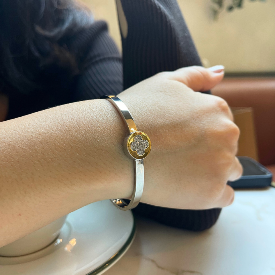 Altın Kaplama Yonca Model 925 Ayar Gümüş Bileklik