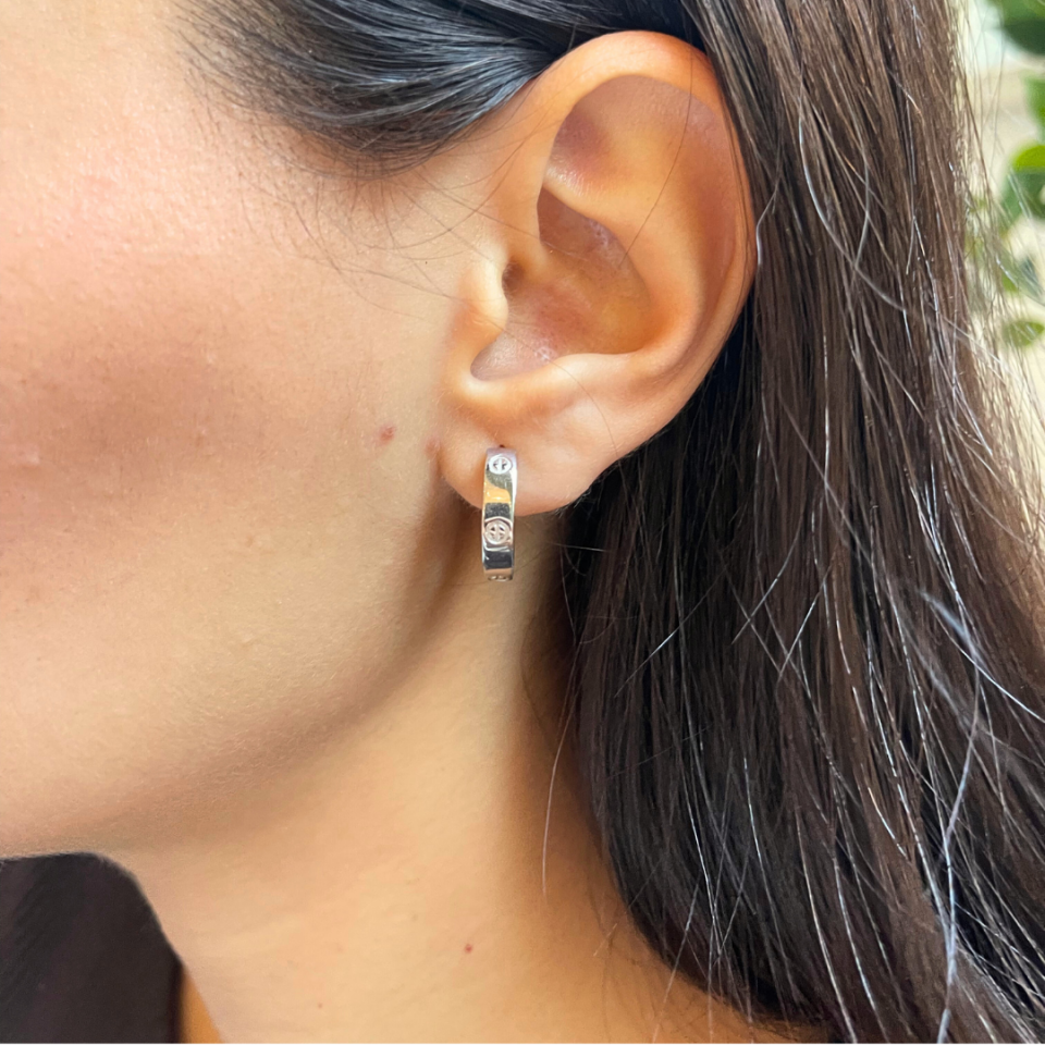 Love Model 925 Ayar Gümüş Halka Küpe – Iconic Shine Collection