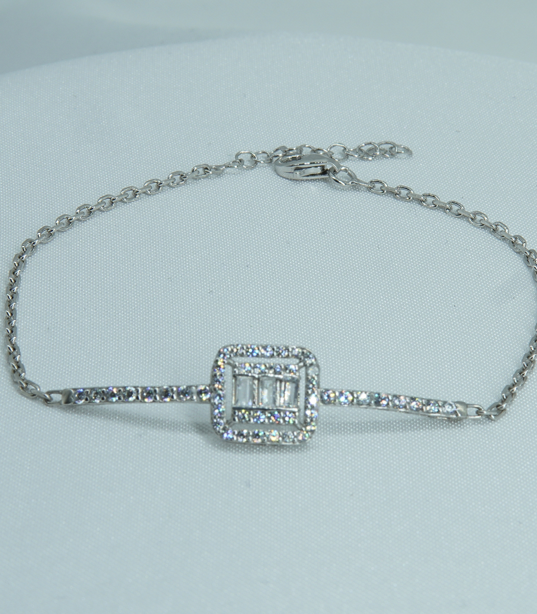 Zarif Baget Taşlı Gümüş Renk Rodaj Bileklik