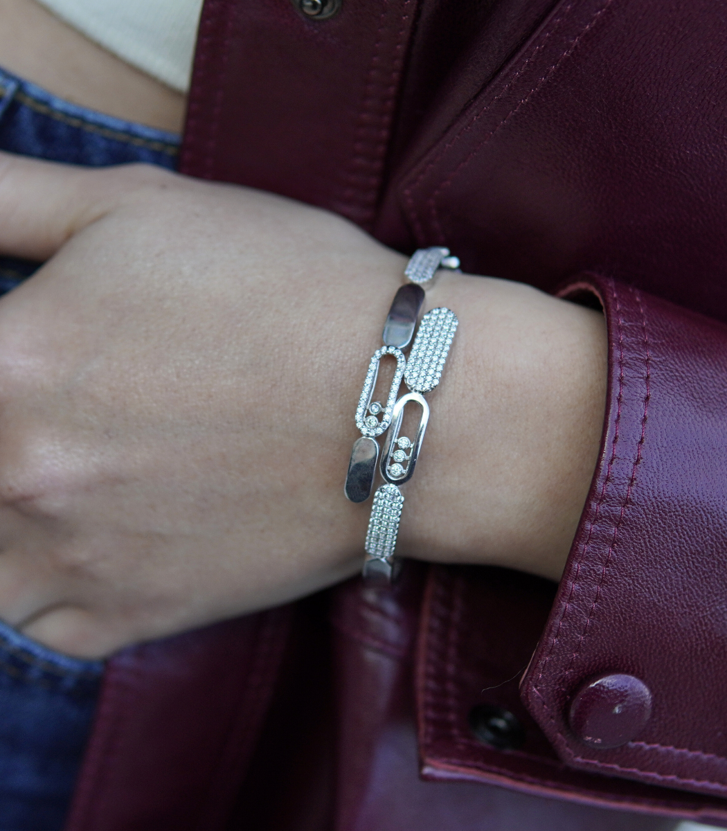 Gümüş Rodaj Kaplama Modern Hareketli Taşlı Kelepçe