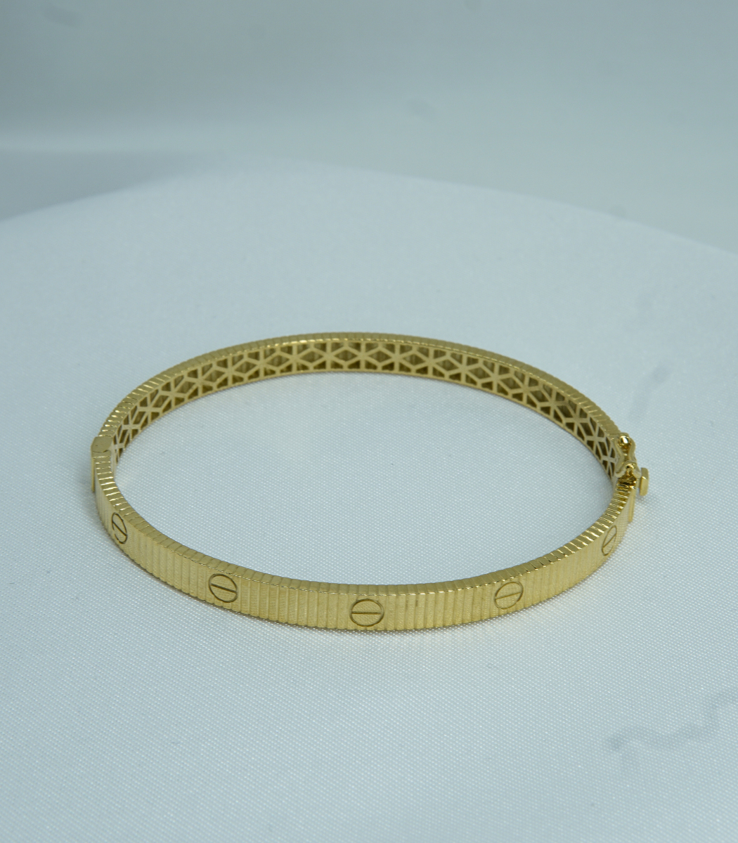 Altın Kaplama Vidalı Desen Şerit Kelepçe Bileklik