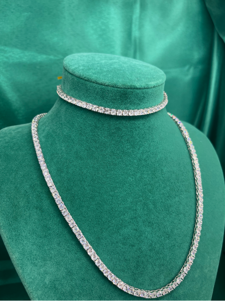 Amora Perla 925 Ayar Gümüş Büyük Boy Beyaz Taşlı Su Yolu (Tennis) Kolye Seti