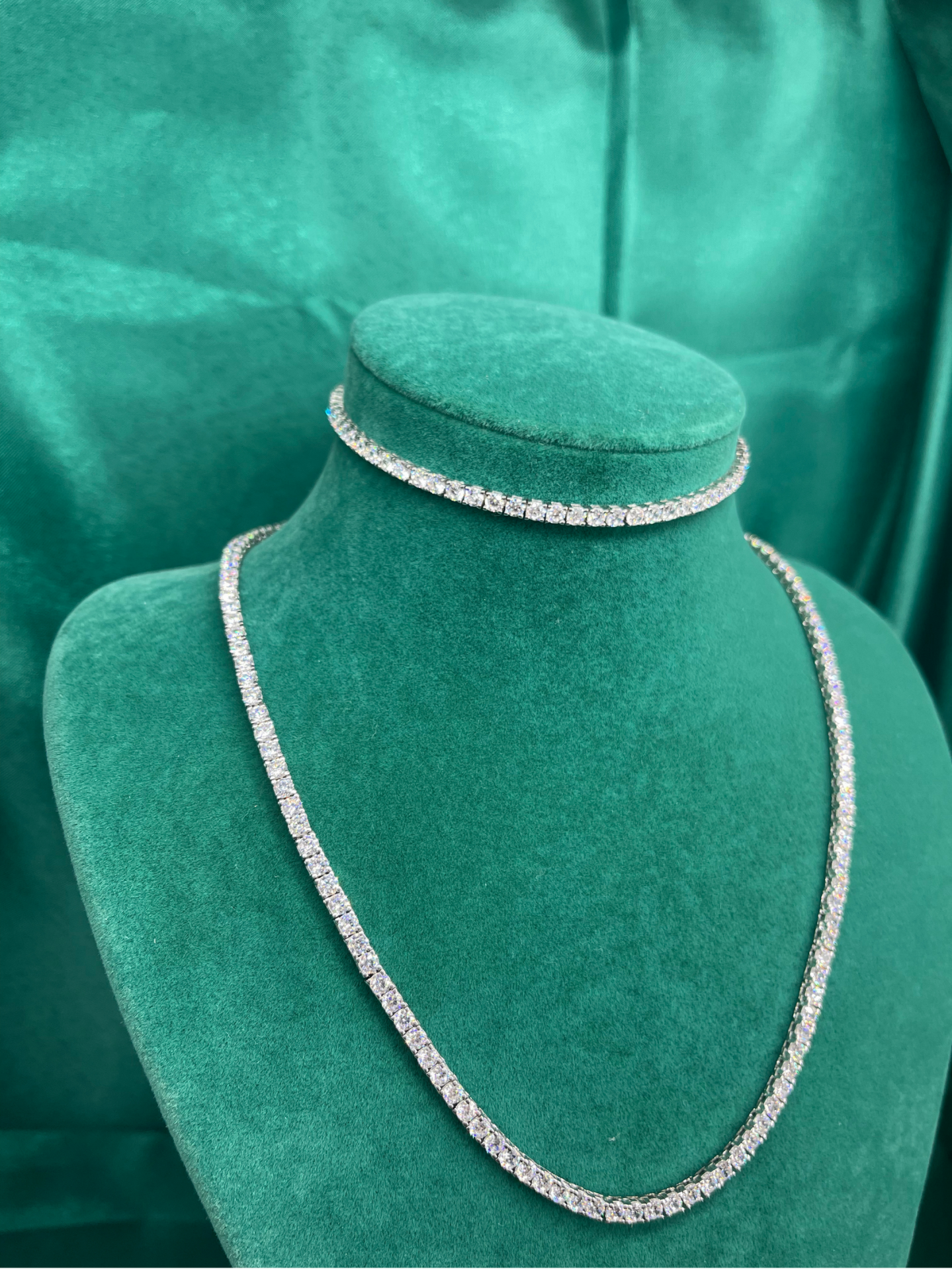 Amora Perla 925 Ayar Gümüş Orta Boy Beyaz Taşlı Su Yolu (Tennis) Kolye Seti